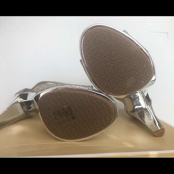 Michael Kors shoes - Picture 2 of 5